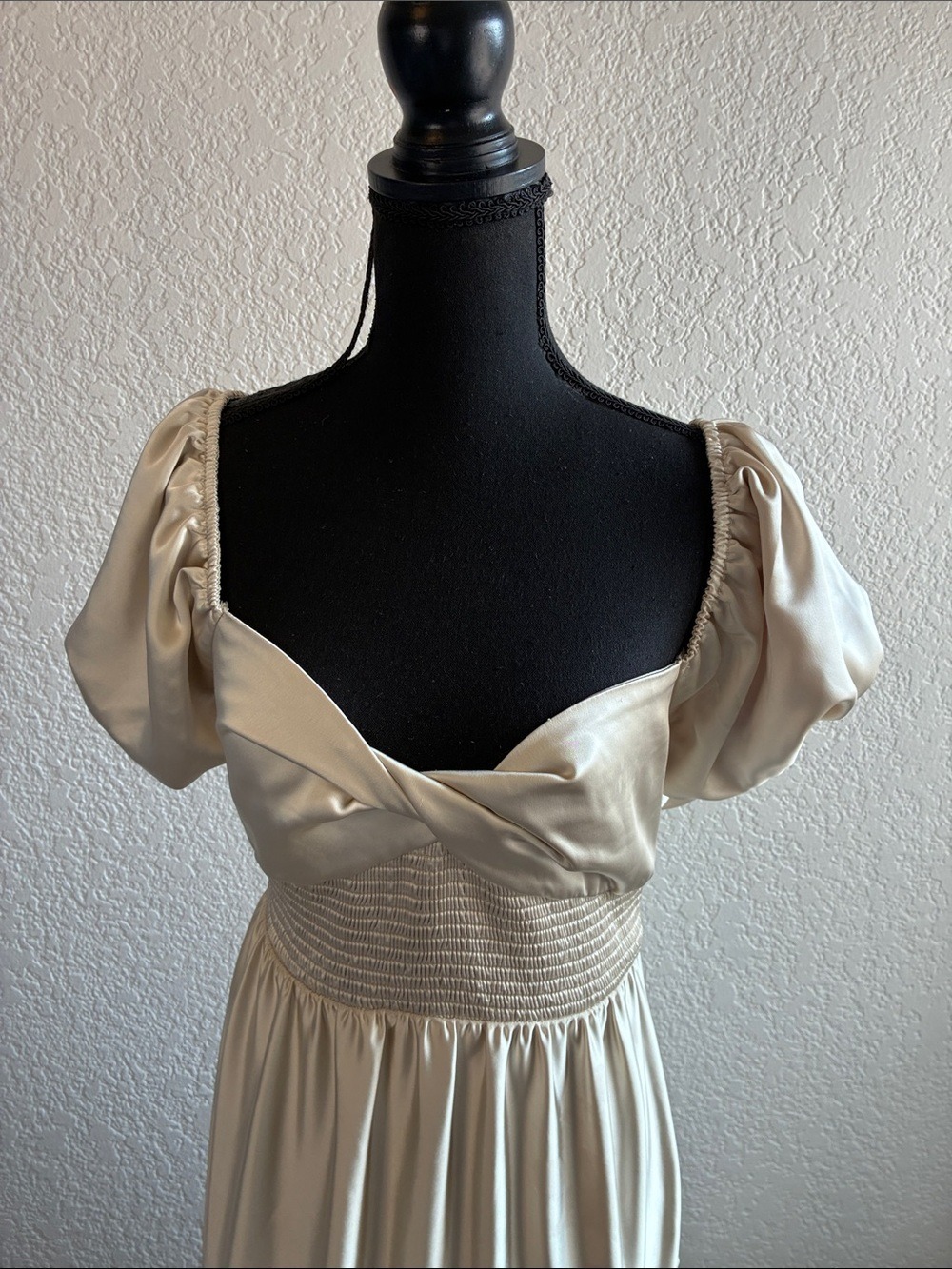 Free People Silky Maxi Dress Ivory Boho Smocked Romantic Short Sleeve M - Picture 6 of 11
